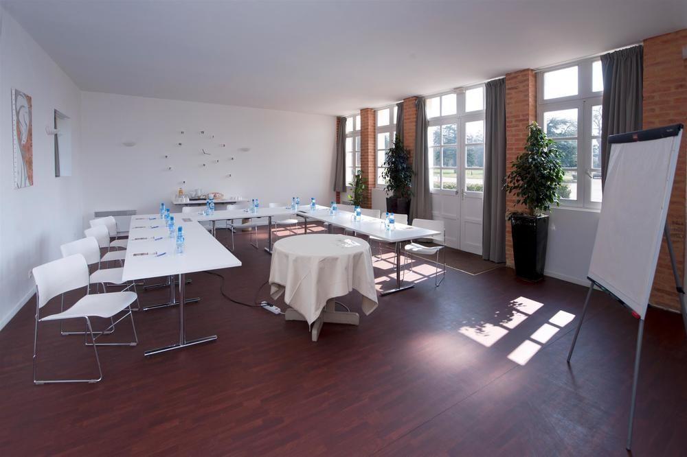 Le Mans Country Club Yvre-l'Eveque Exterior foto