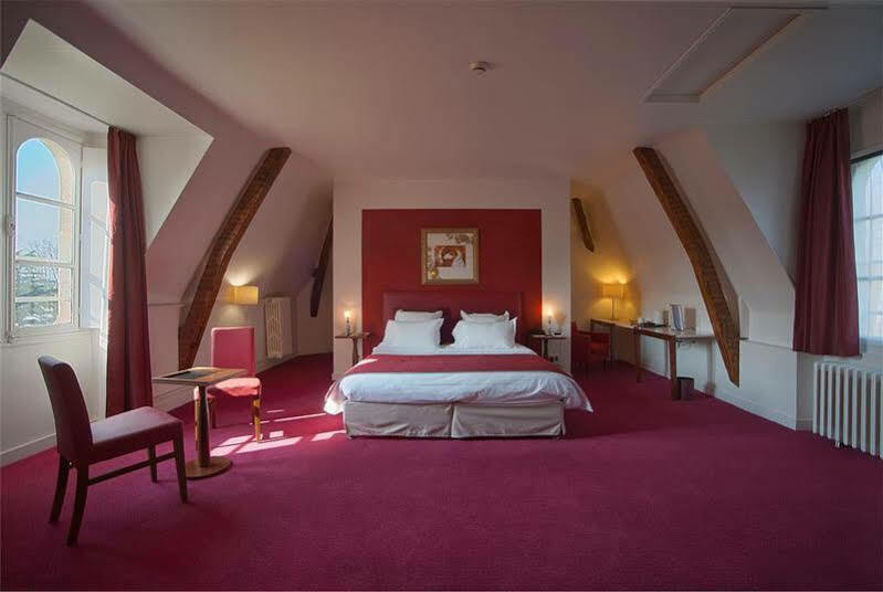 Le Mans Country Club Yvre-l'Eveque Exterior foto